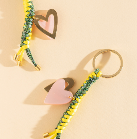 GLOW HEART KEYCHAIN