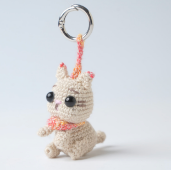 CHARMS & TOYS