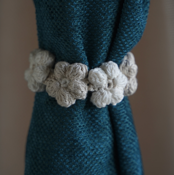 FLORAL HANGING DECOR